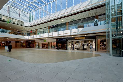 westfield mall stores leidschendam